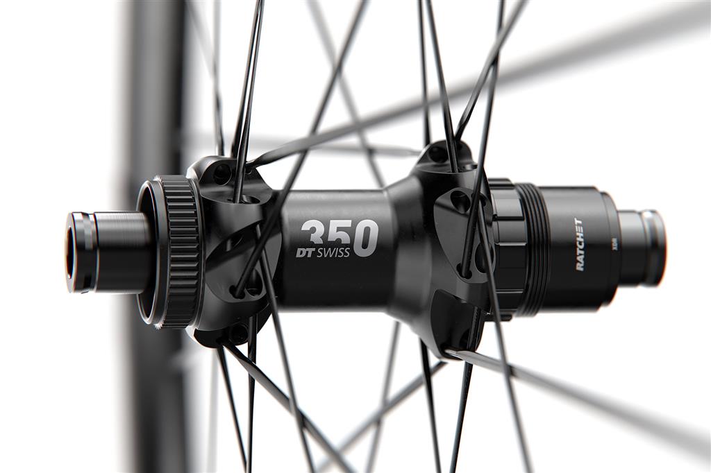 DT Swiss 28", Alu, sw, CL ,142/12mm TA, Shim.RD11 HR DT Swiss ER1600 Spline 23 DB 28"/22mm
