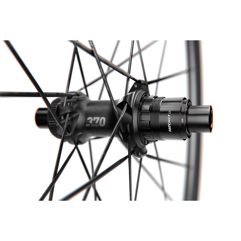 DT Swiss 28", Alu, sz, CL ,142/12mm TA, Sram XDR HR DT Swiss E 1800 Spline 23 DB 28"/22mm