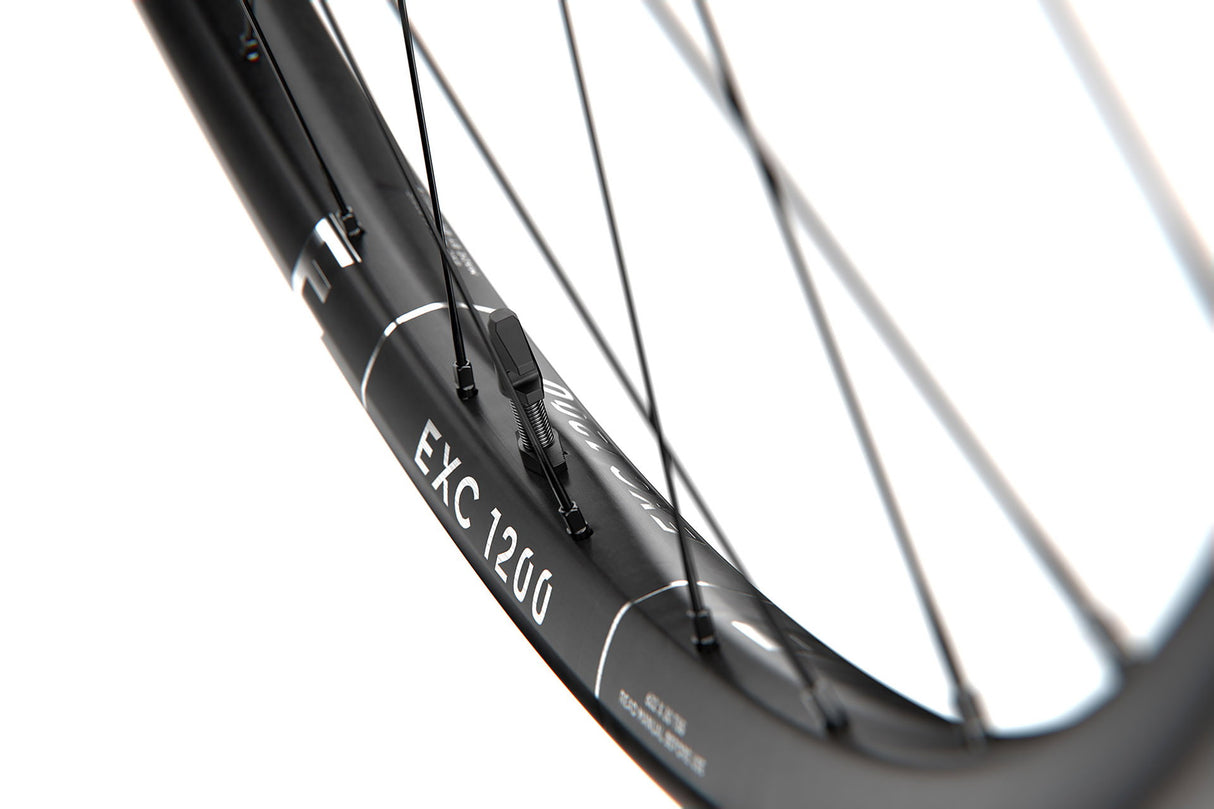 DT Swiss 29",Carb, sw, CL, 157/12 TA Boost+, SRAM HR DT Swiss EXC 1200 Classic DB 29"/30mm