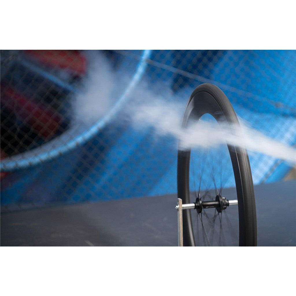 DT Swiss 28", Carbon, Center Lock,100/12mm TA VR DT Swiss ERC1100 Dicut WTS DB 28"/45