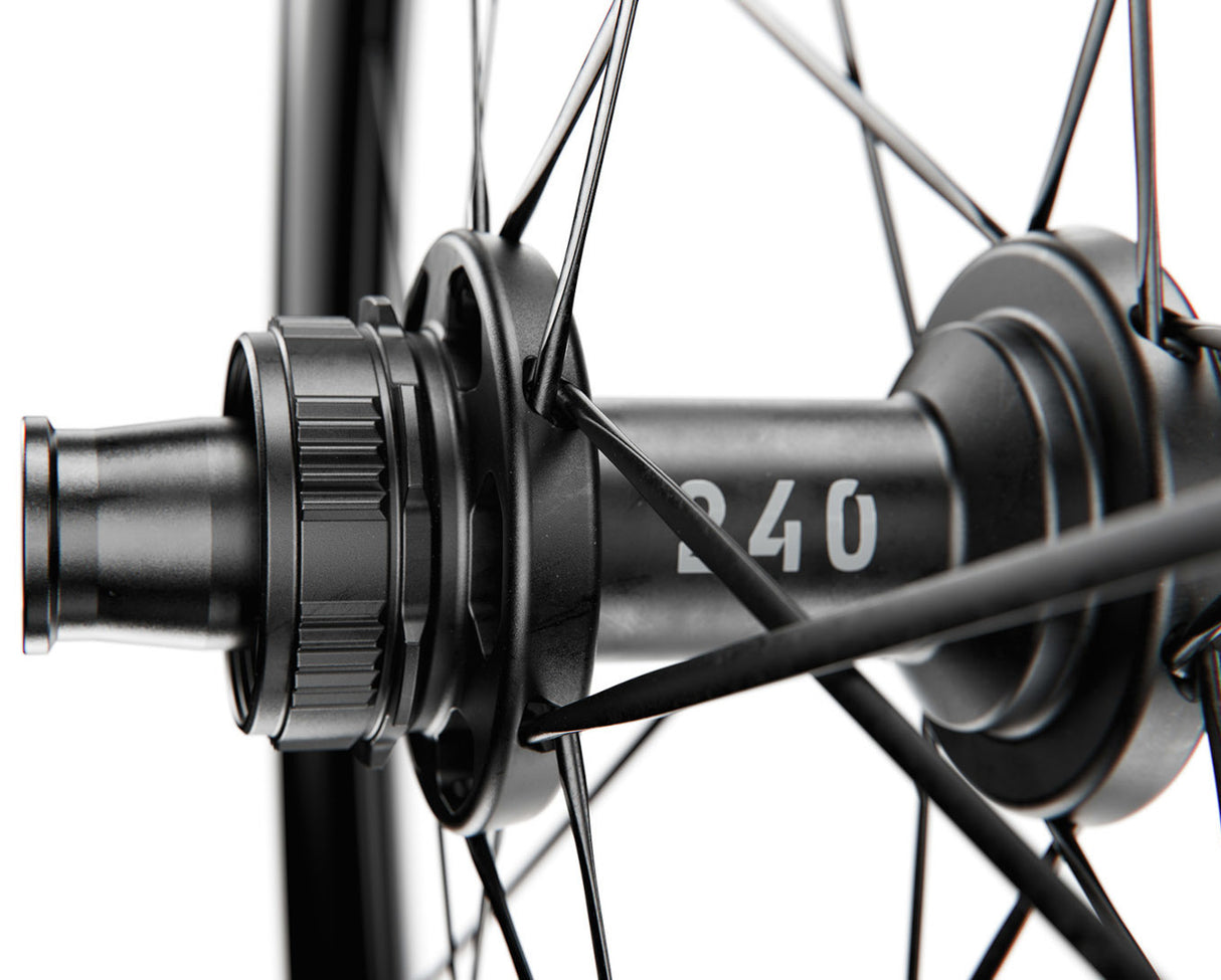 DT Swiss 28", Carbon, Center Lock,100/12mm TA VR DT Swiss ARC1400 Dicut WTS DB 55