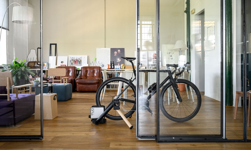 Elite Tuo Interactive Trainer vormontiert