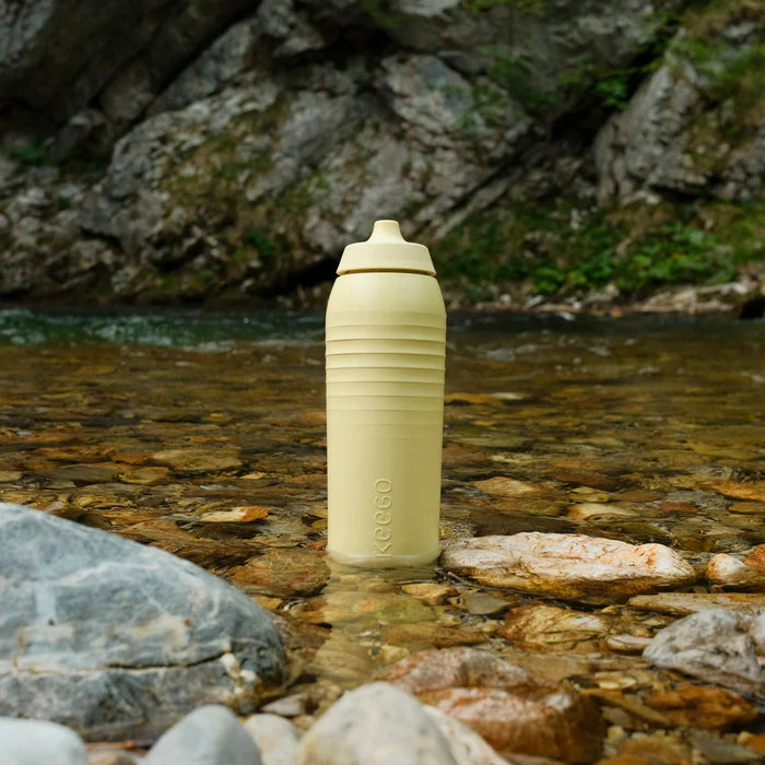 Keego Trinkflasche Kunststoff Titan 0,75 l, Mellow Yellow (Limited Edition)