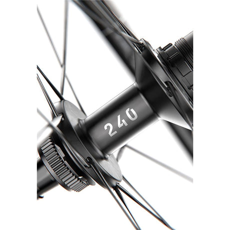 DT Swiss 28",700C,Carbon,CL,142/12 TA,Campa. N3W HR DT Swiss GRC1400 Dicut 50 DB 28"