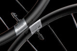 DT Swiss 27,5", Alu, sw, CL,142/12mm TA, Shimano HR DT Swiss E 1800 Spline DB 30 27,5"/22