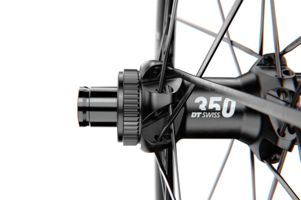 DT Swiss 28", Alu, sw, CL 142/12 TA, SRAM XDR RD HR DT Swiss PR 1600 Spline 23 DB, 28"/20