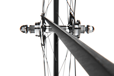 DT Swiss 28", Alu, schwarz, 9/100 mm TB bolt on VR DT Swiss T 1800 Classic 30
