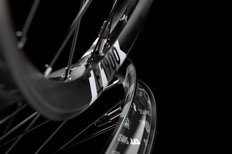 DT Swiss 29", Alu, sw, IS-6-L.,148/12 TA B., SRAM HR DT Swiss F 1900 Classic 29"/30mm