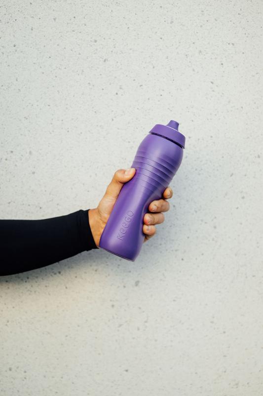Keego Trinkflasche Kunststoff Titan 0,75 l, Cosmic Violet (Limited Edition)